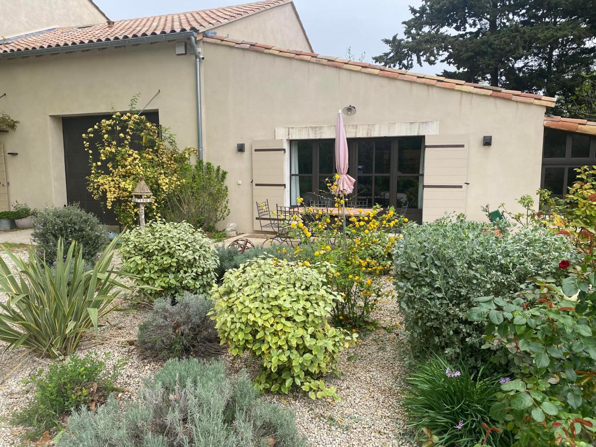 Gite Du Mas De La Finiere ,Avec Spa Interieur Châteaurenard Exterior foto